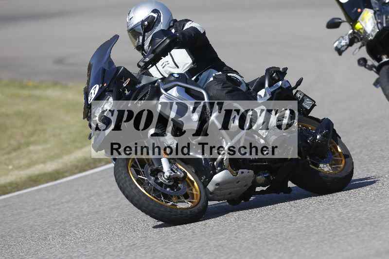 /01 02.04.2026 MAZ ADR/Gruppe rot/27